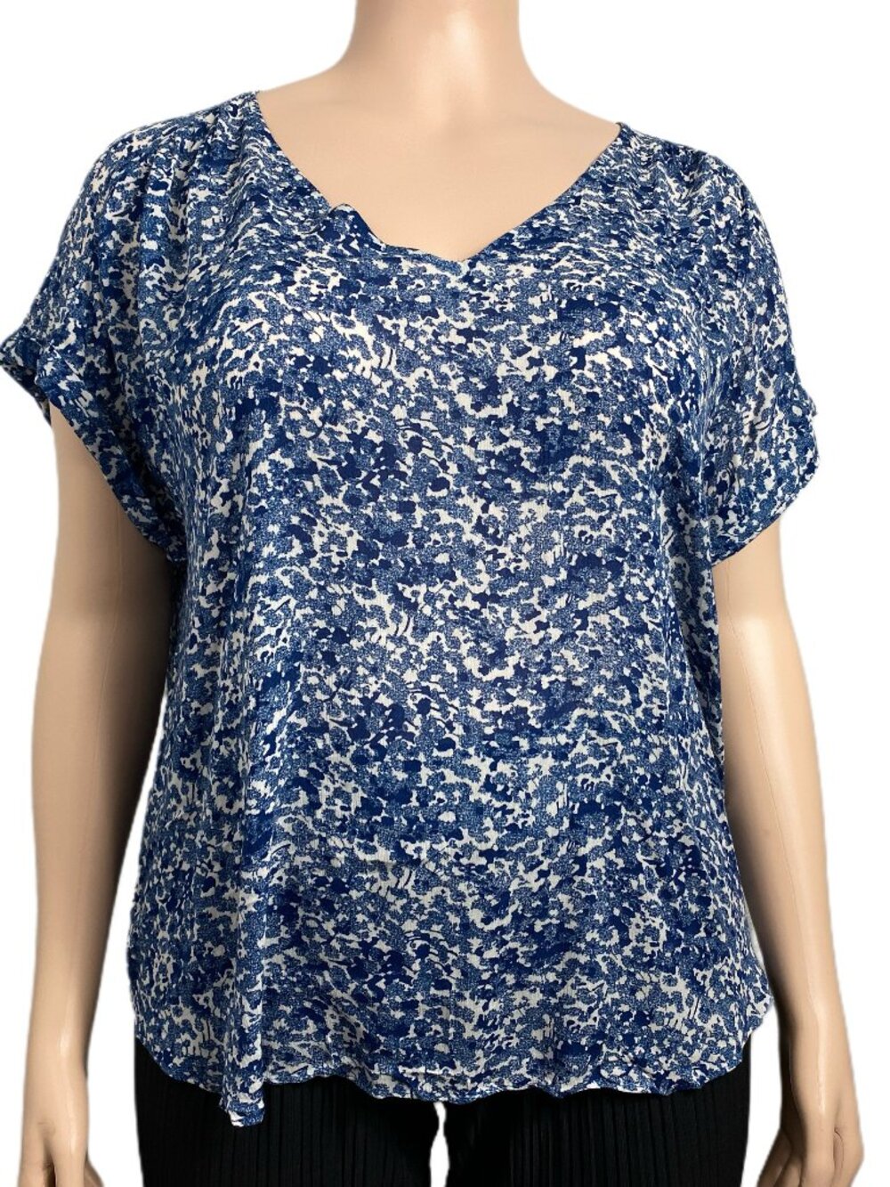 DKNY Jeans Abstract Print V-Neck Top